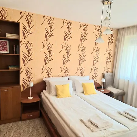 Apartment Yantra 3br Apartment-апартамент янтра център