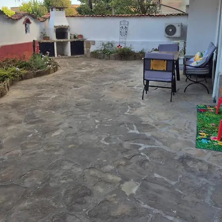 Yantra 3br Apartment-апартамент янтра център Apartment