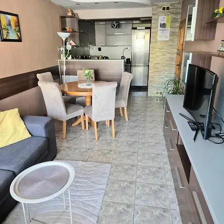 Apartment Yantra 3br Apartment-апартамент янтра център