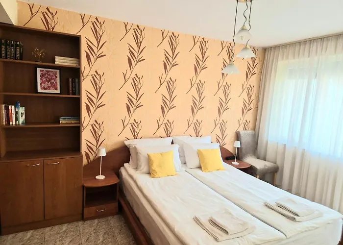 Apartment Yantra 3br Apartment-апартамент янтра център