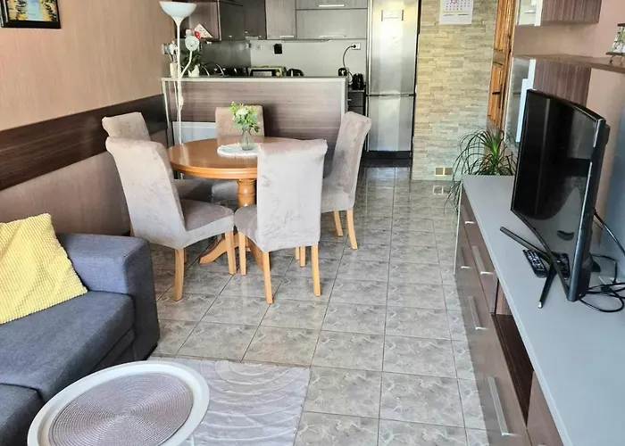 Apartament Yantra 3br Apartment-апартамент янтра център